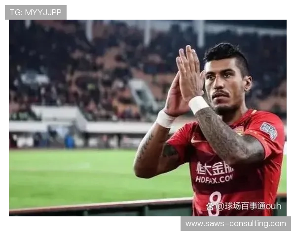 保利尼奥与孔卡的巅峰对决谁能在赛场上笑到最后